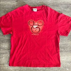 Disney Vintage Mulan promo dragon graphic t-shirt